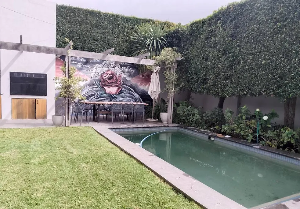 Exquisite Family Home, Immaculate Condition ケープタウン 0*,  南アフリカ